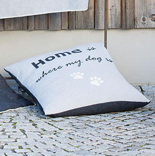 Kissenbezug NOVA "home is where my dog is" filz 70/70