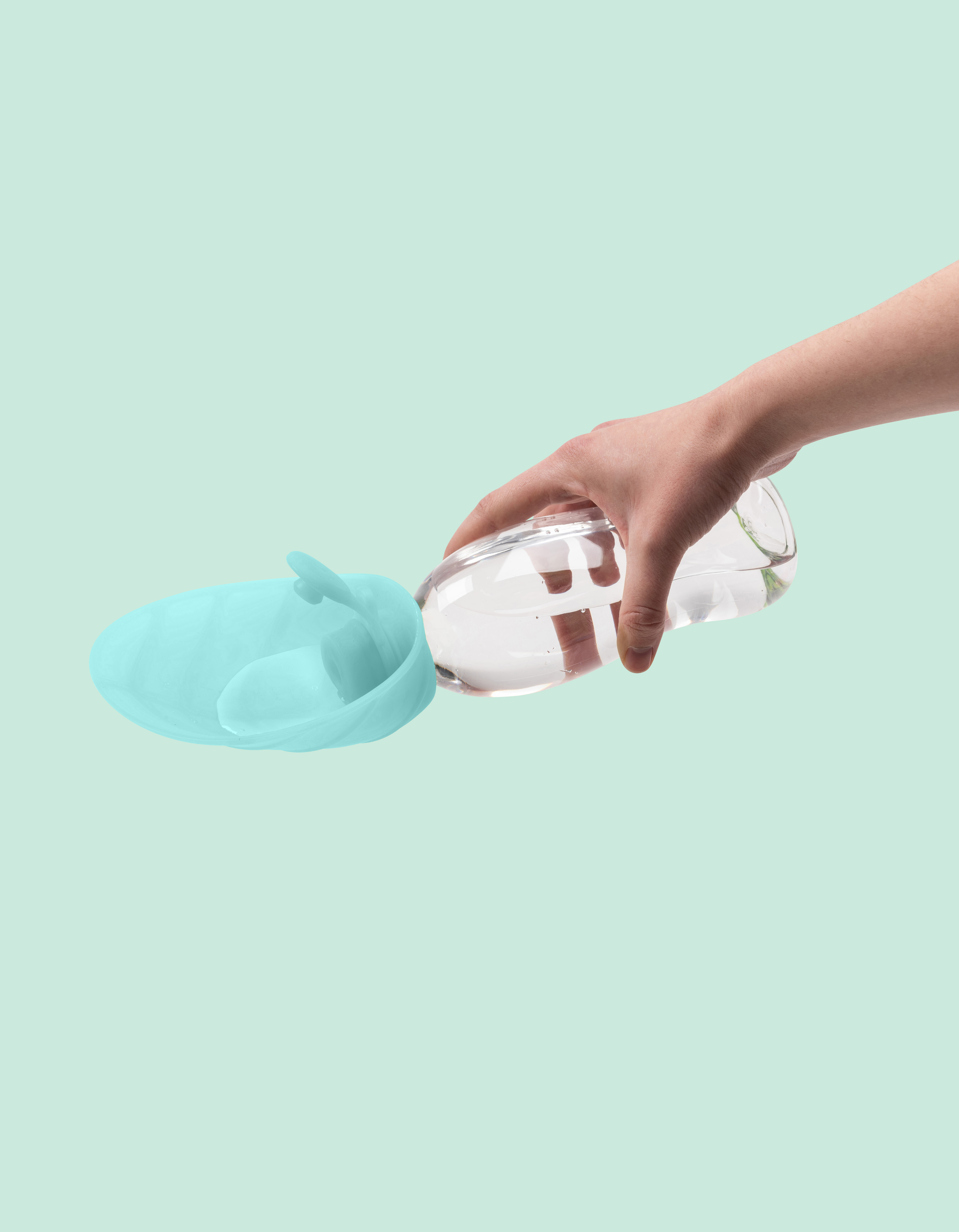 LEAF-Wasserspender 500ml  azur