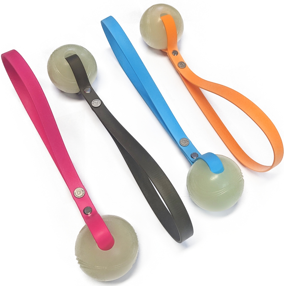 Chuckit Max Glow mit Wurfschlaufe